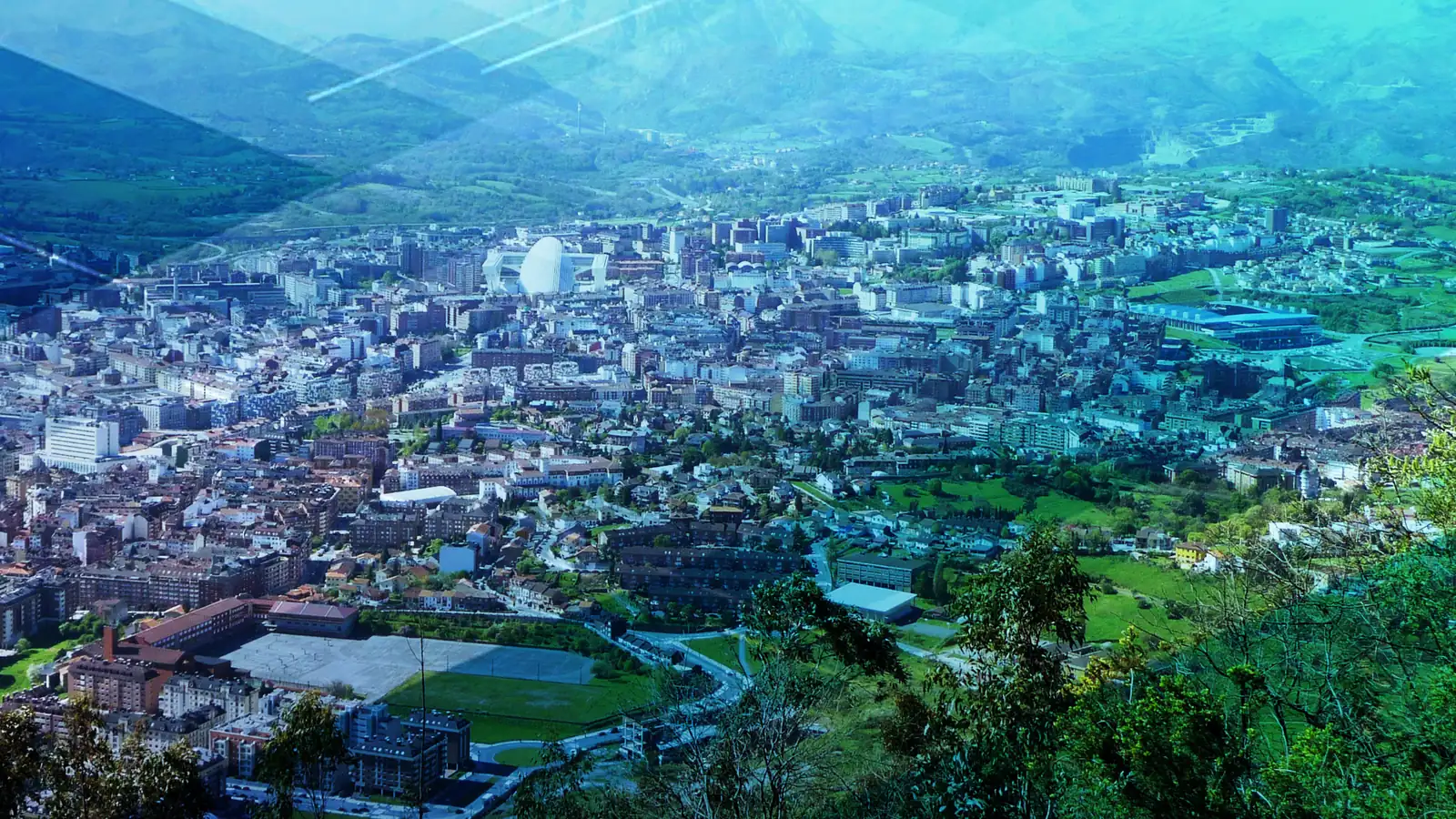 Vista aérea de Oviedo desde el monte Naranco
